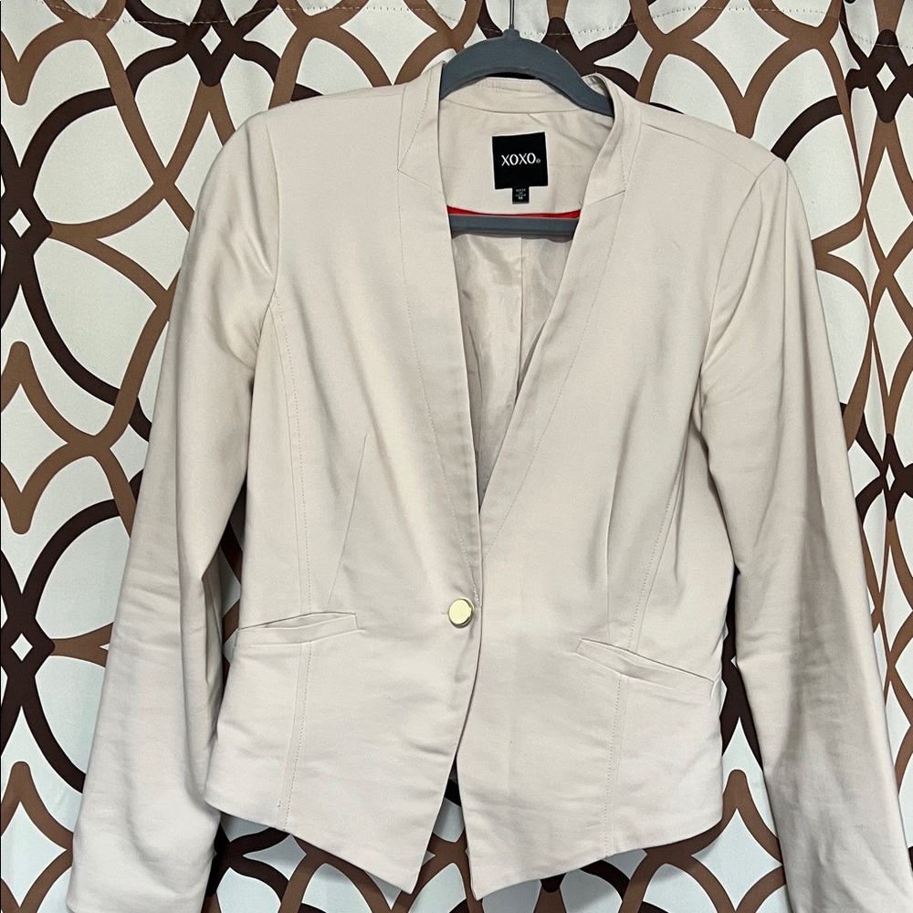 XOXO Women's Beige Blazer